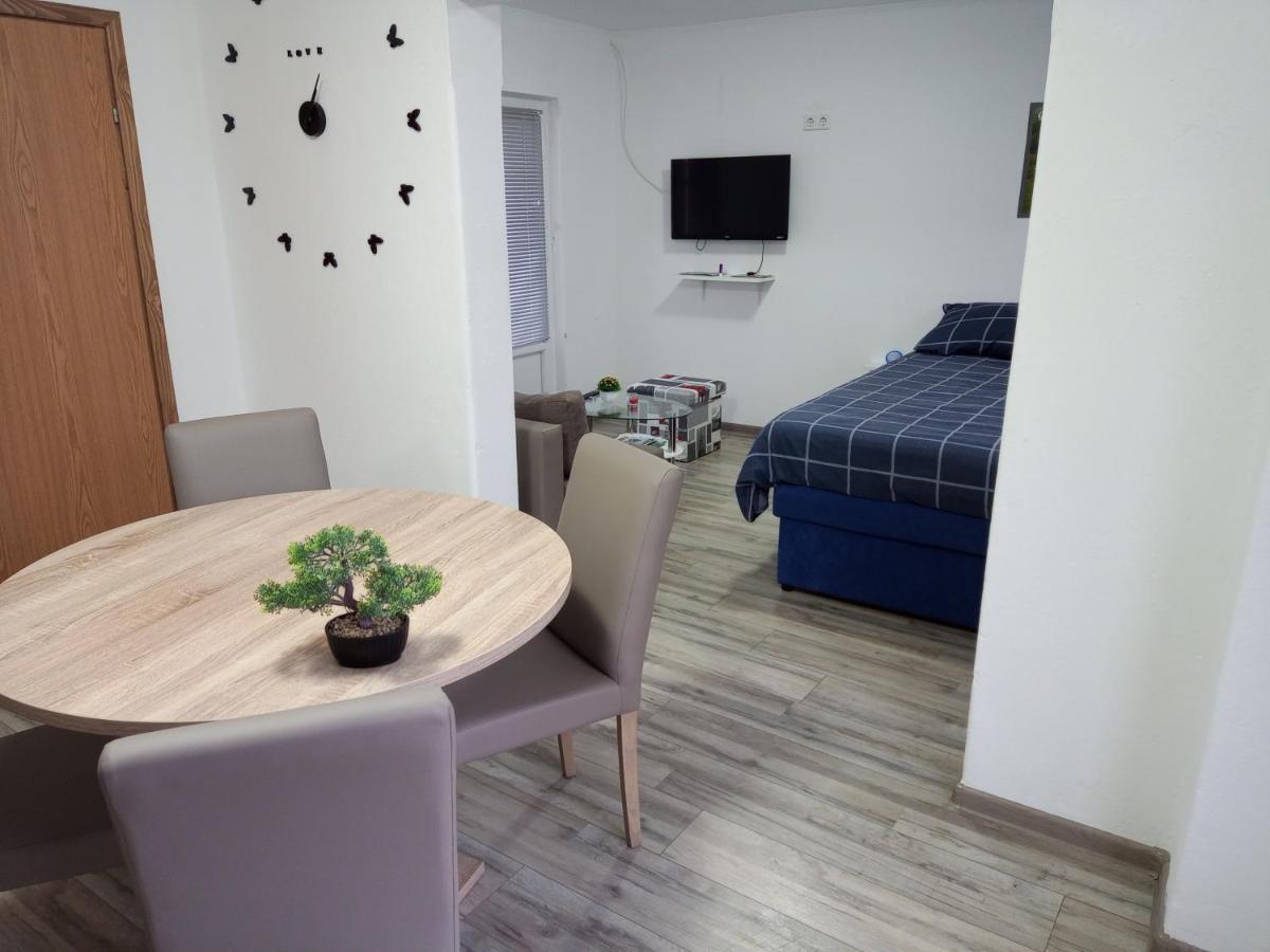 Apartman Borna Otočac Eksteriør bilde
