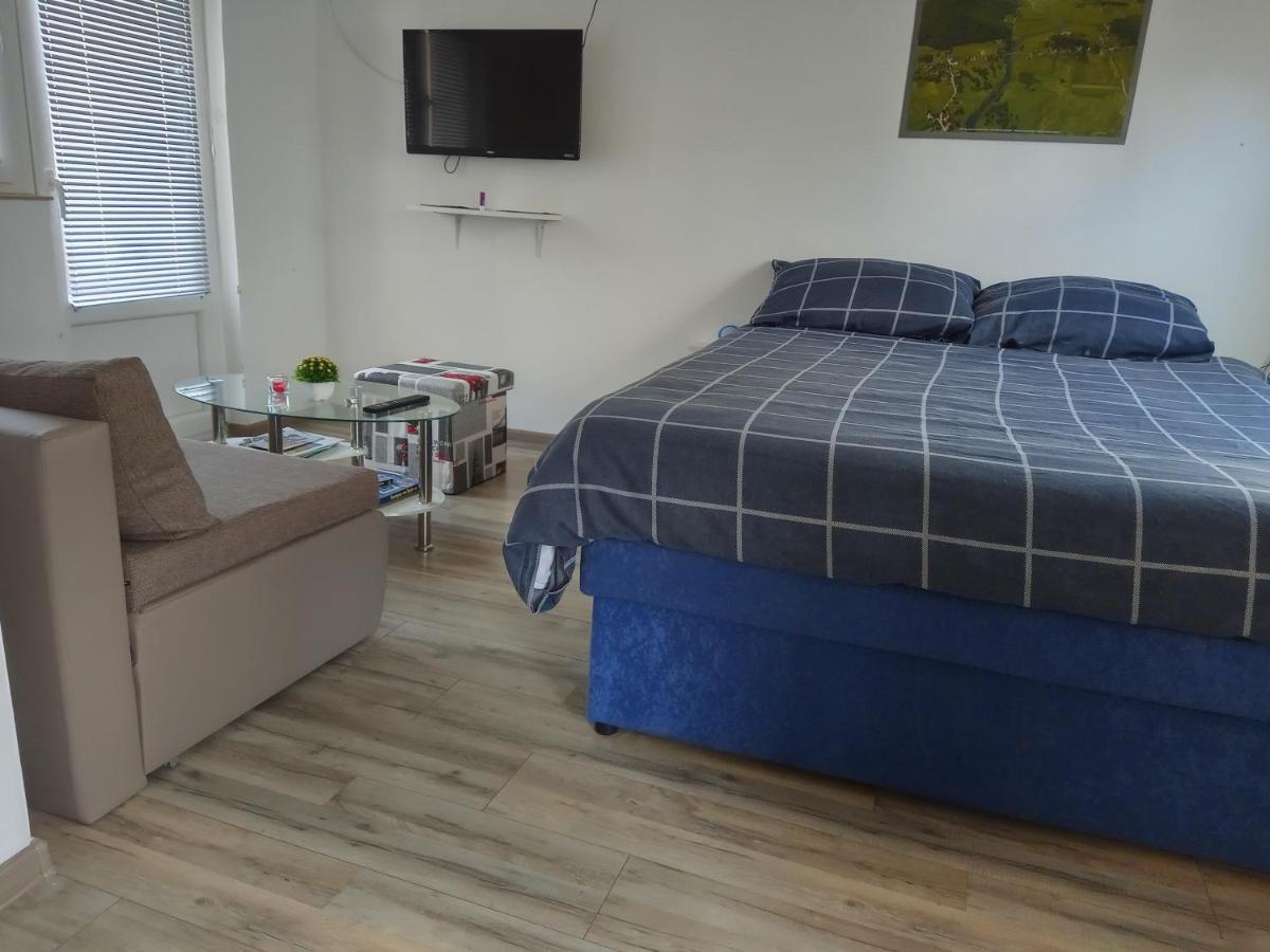 Apartman Borna Otočac Eksteriør bilde